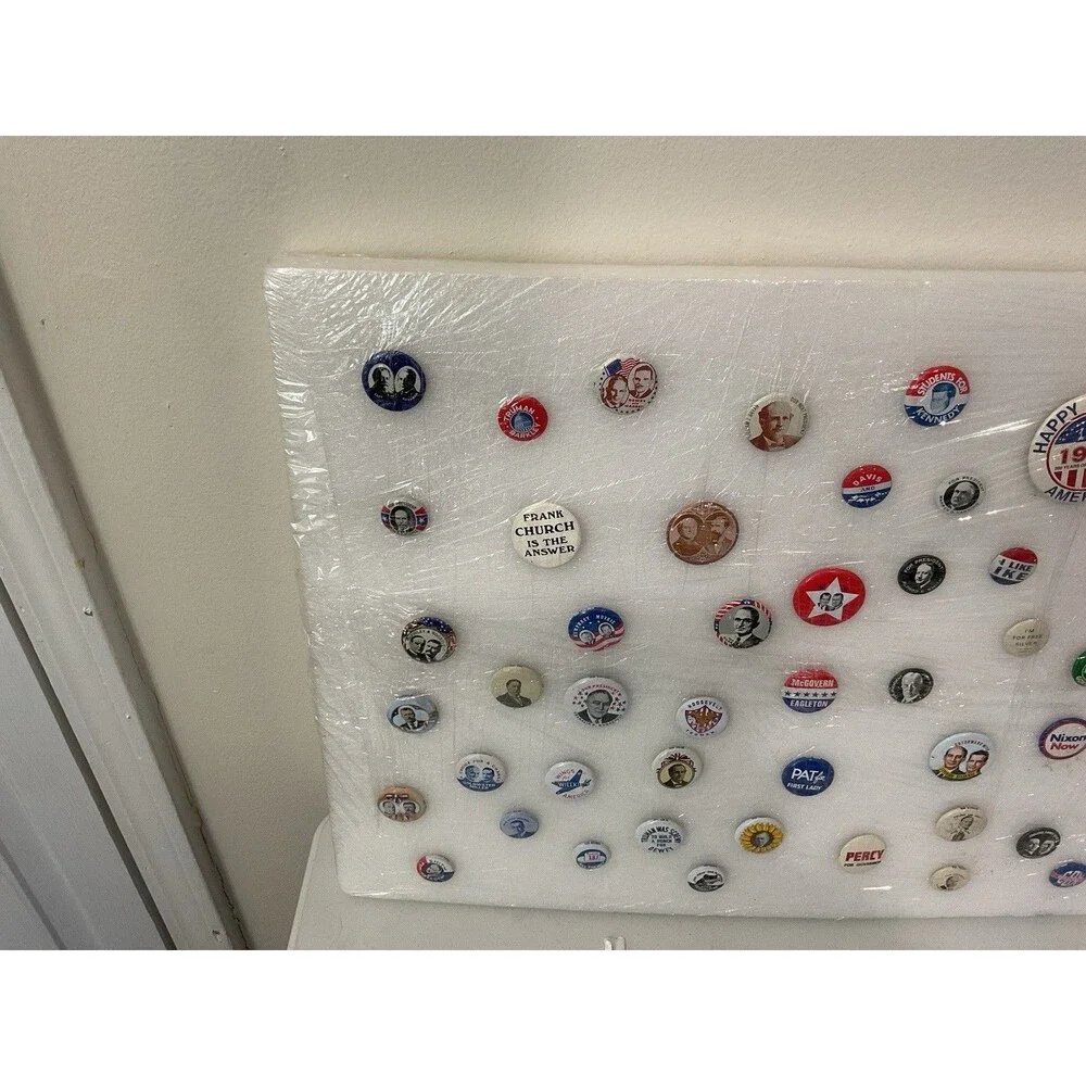 Political Campaign Button Collection - Picture 7 of 8